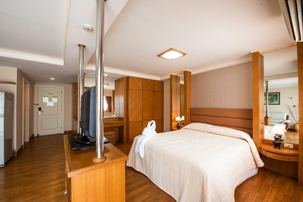 Roseate Ratchada Aparthotel Bangkok Eksteriør bilde
